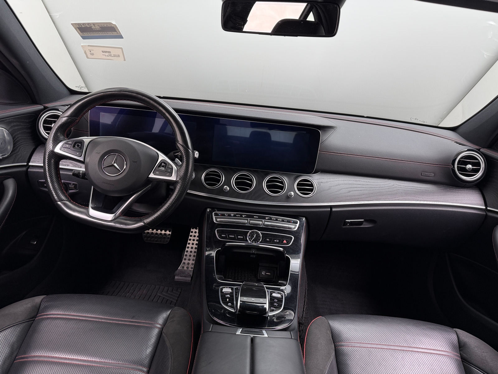 Thumbnail: 2017 Mercedes-Benz E-Class - 2