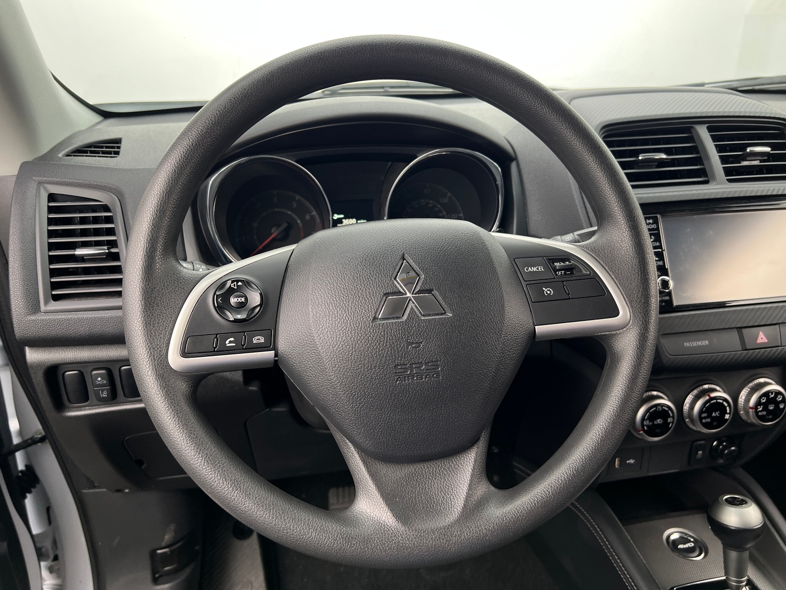 Thumbnail: 2024 Mitsubishi Outlander Sport - 5