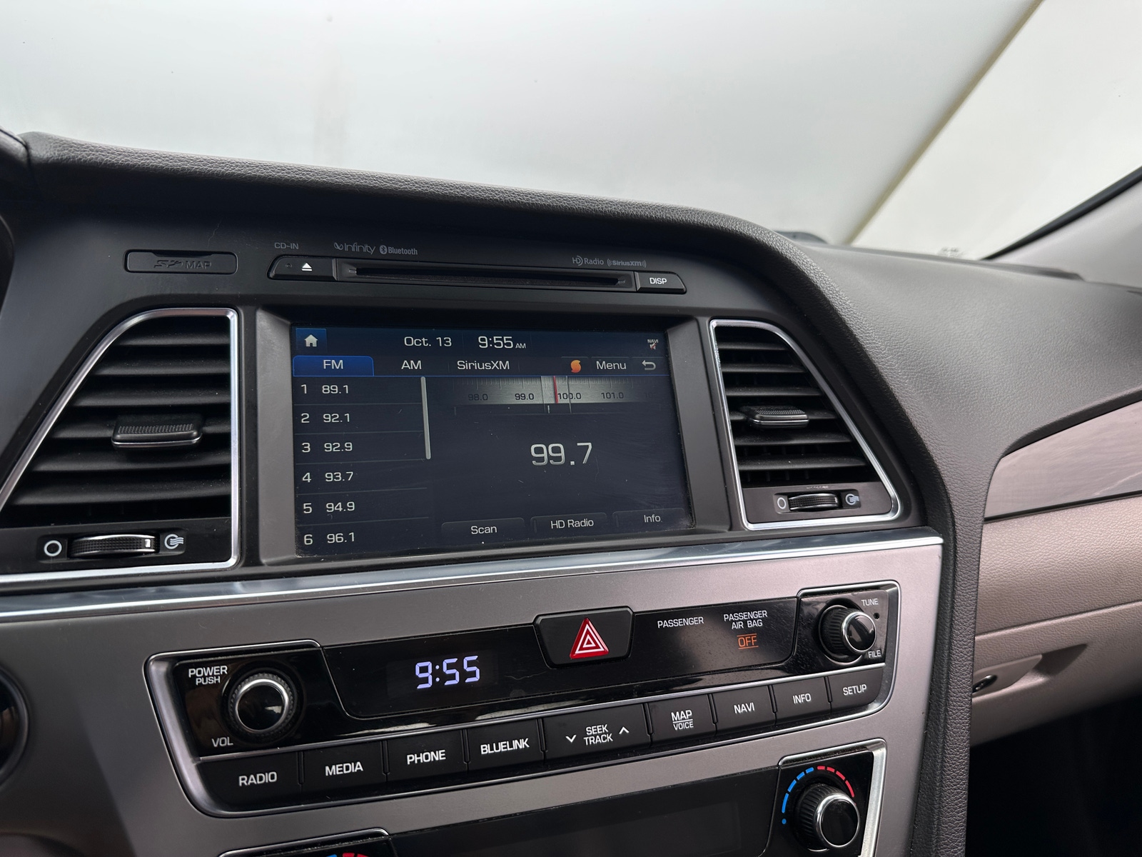 Thumbnail: 2016 Hyundai Sonata - 3