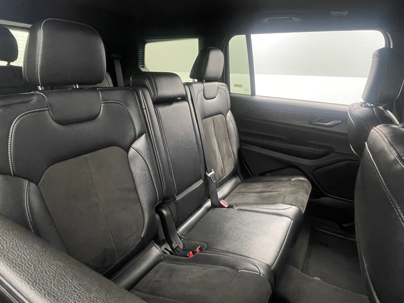 Thumbnail: 2024 Jeep Grand Cherokee L - 5