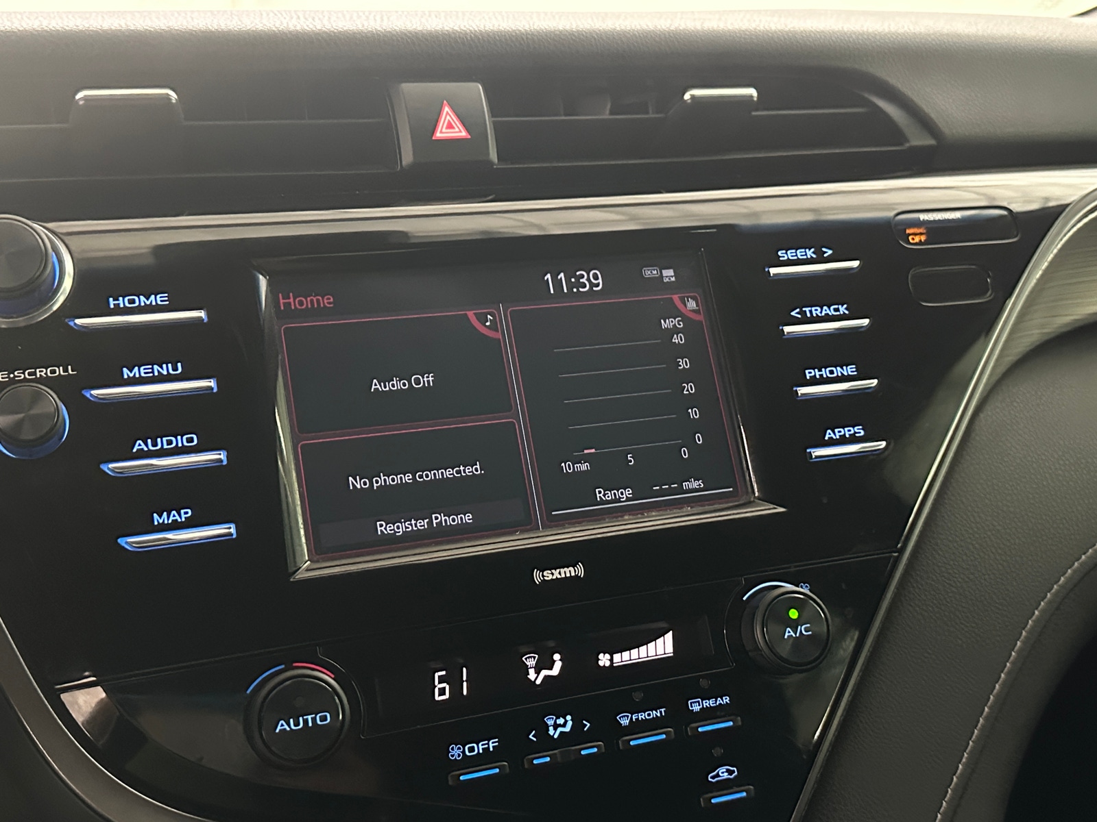 Thumbnail: 2020 Toyota Camry - 4