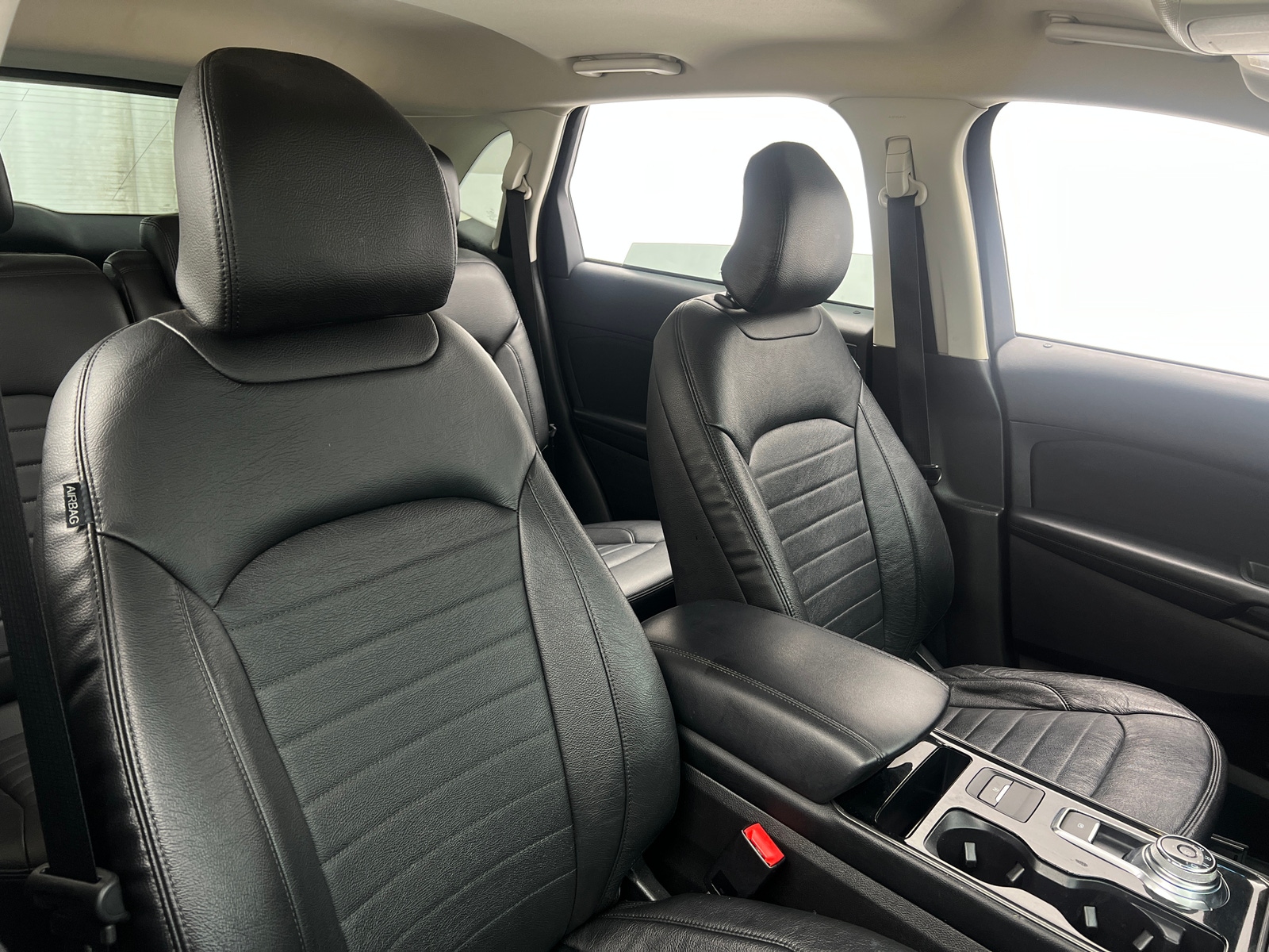 Thumbnail: 2019 Ford Edge - 2