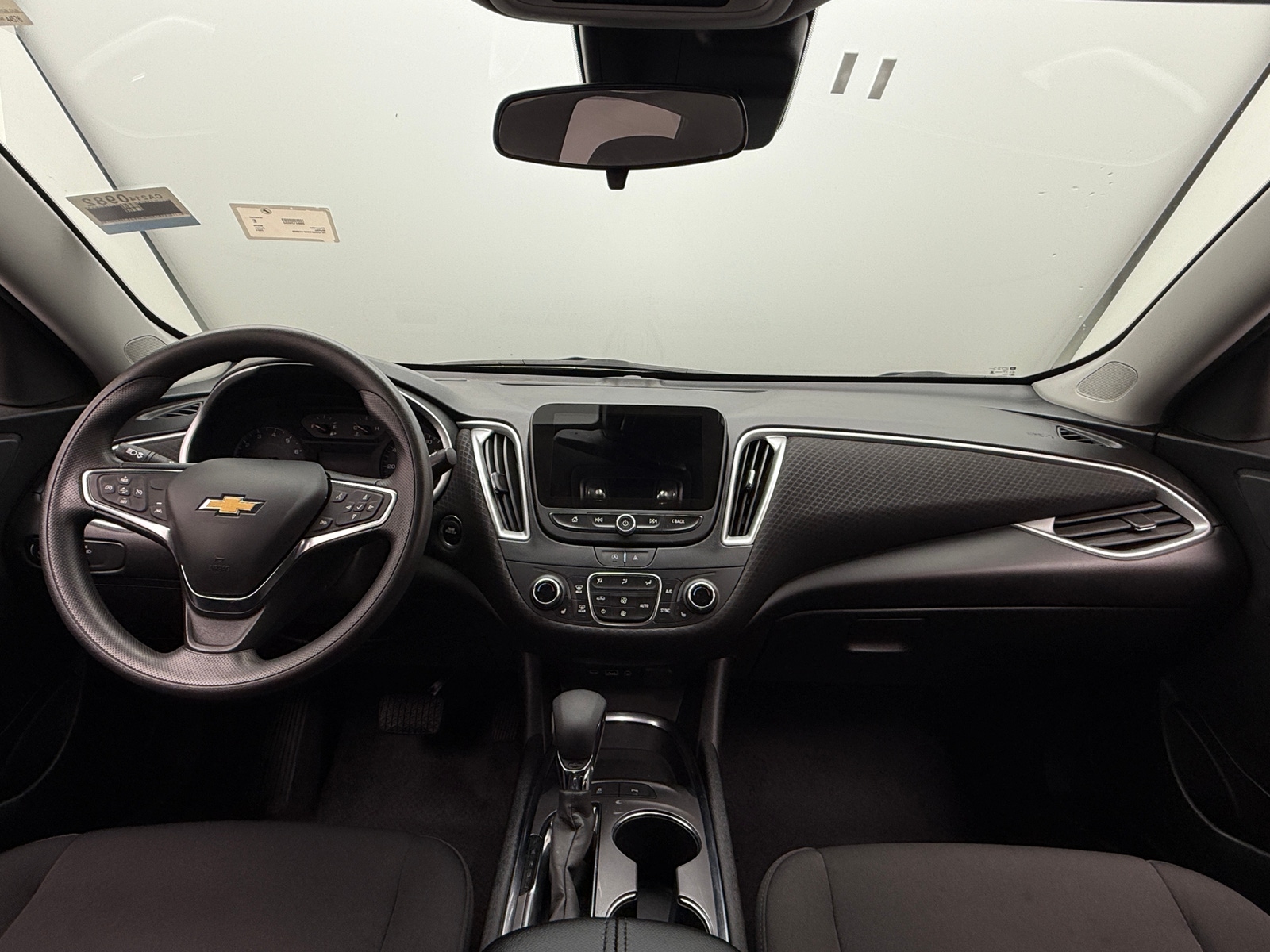 Thumbnail: 2024 Chevrolet Malibu - 3