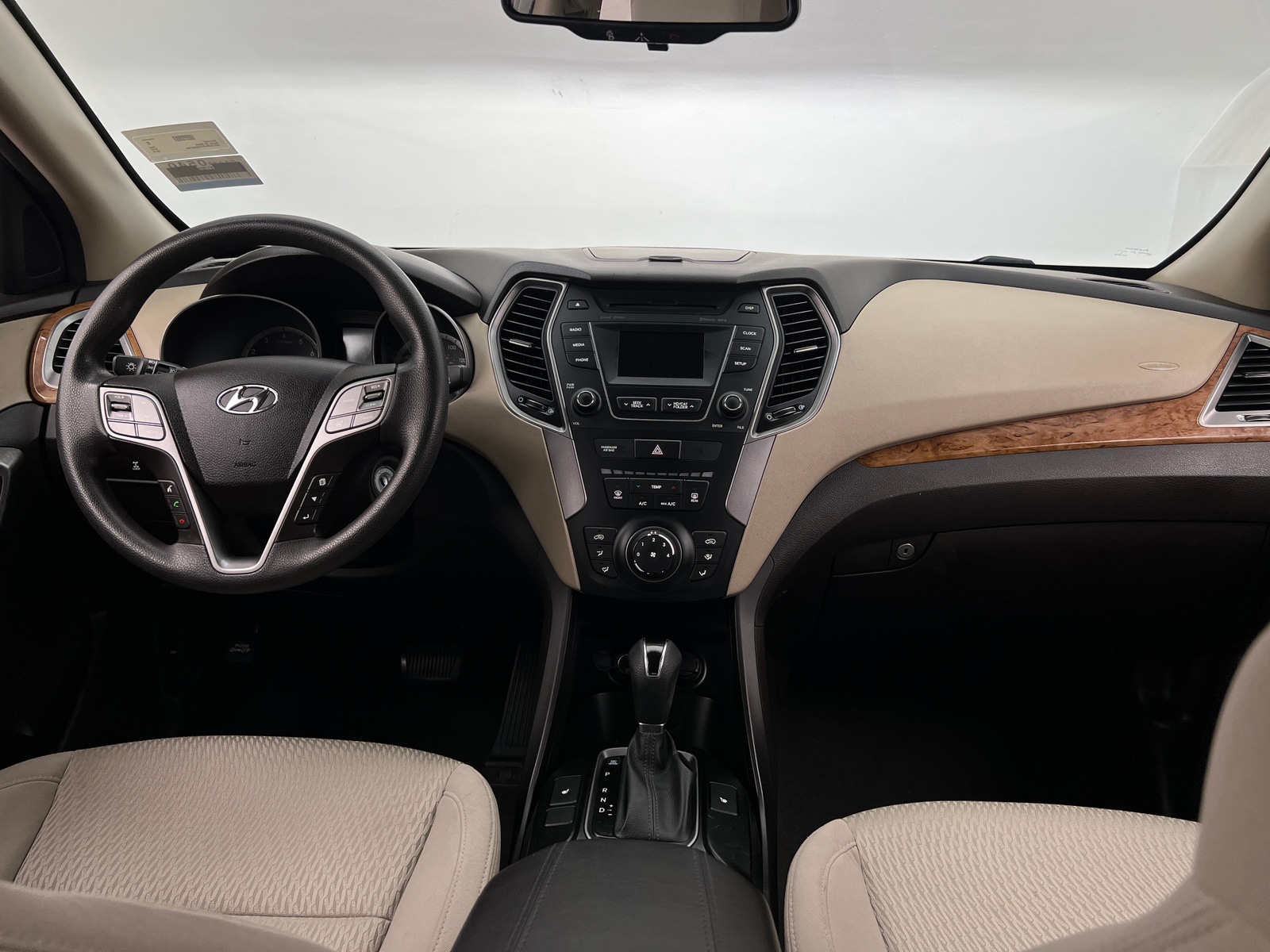 Thumbnail: 2015 Hyundai Santa Fe - 3