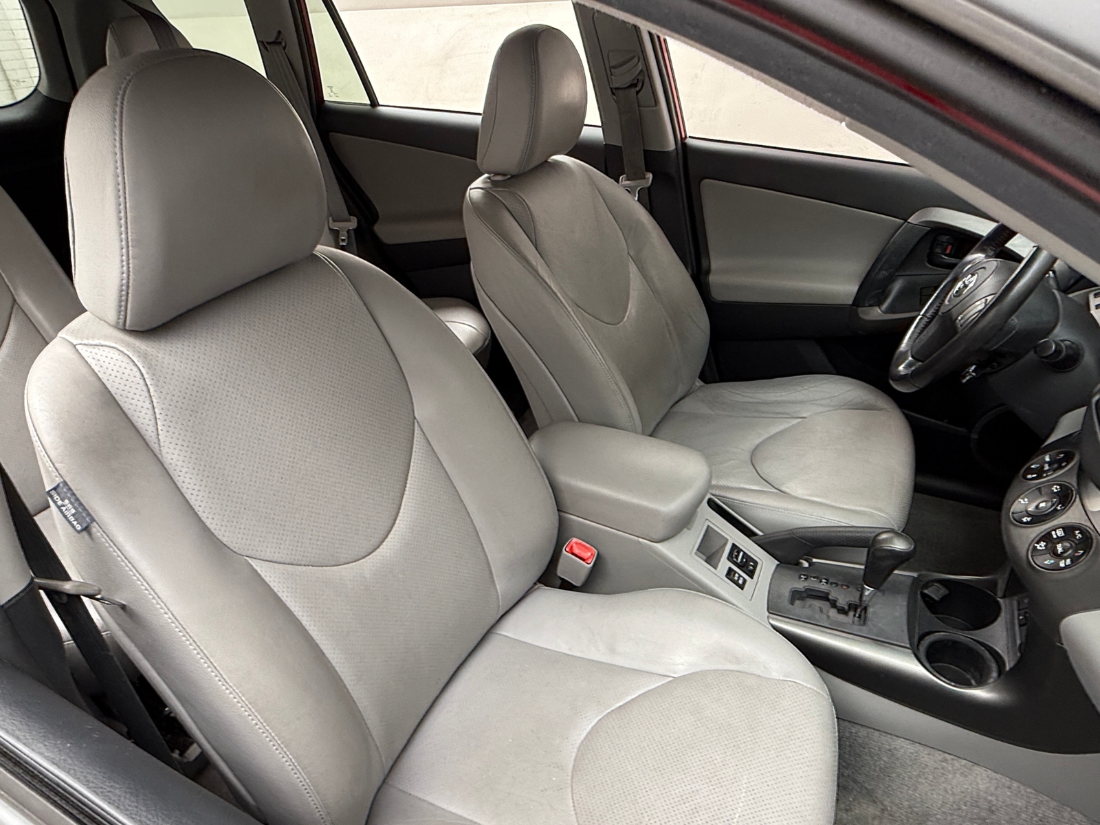 Thumbnail: 2012 Toyota RAV4 - 2