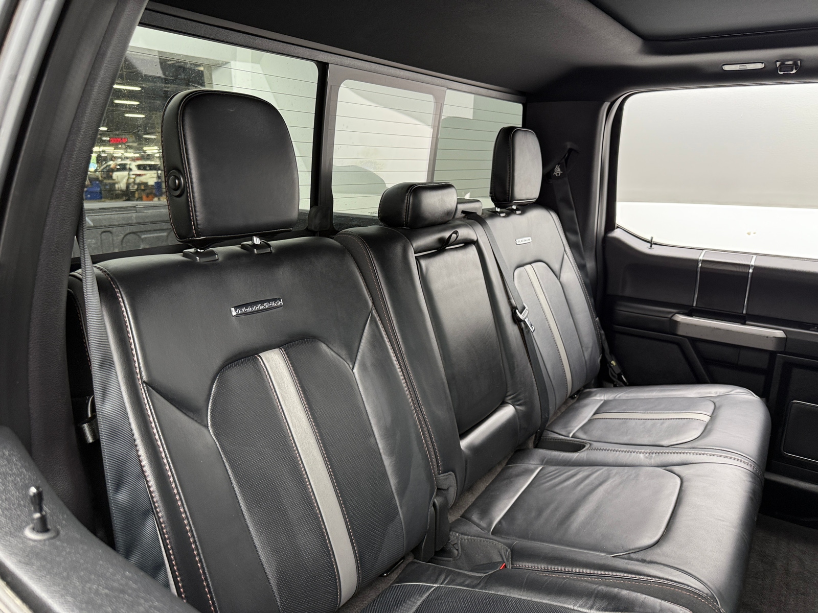 Thumbnail: 2018 Ford Econoline - 6