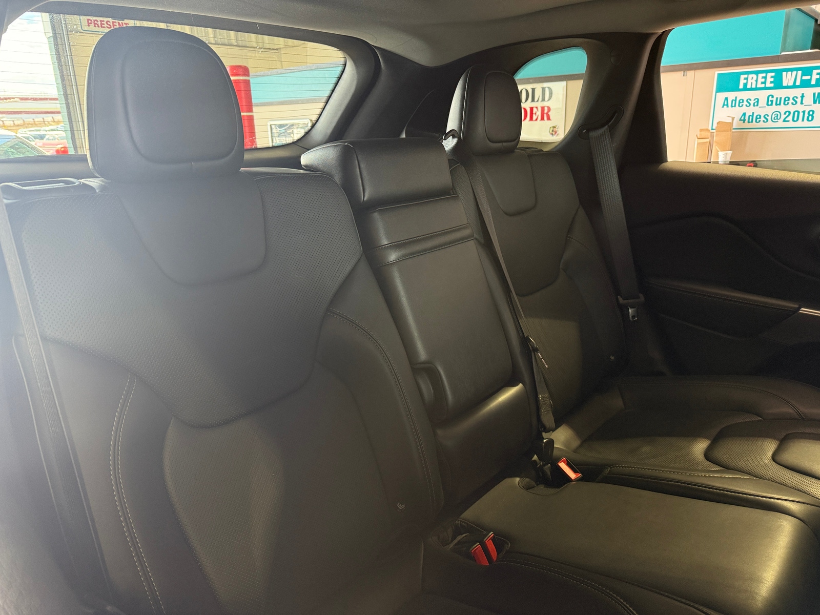 Thumbnail: 2019 Jeep Cherokee - 5
