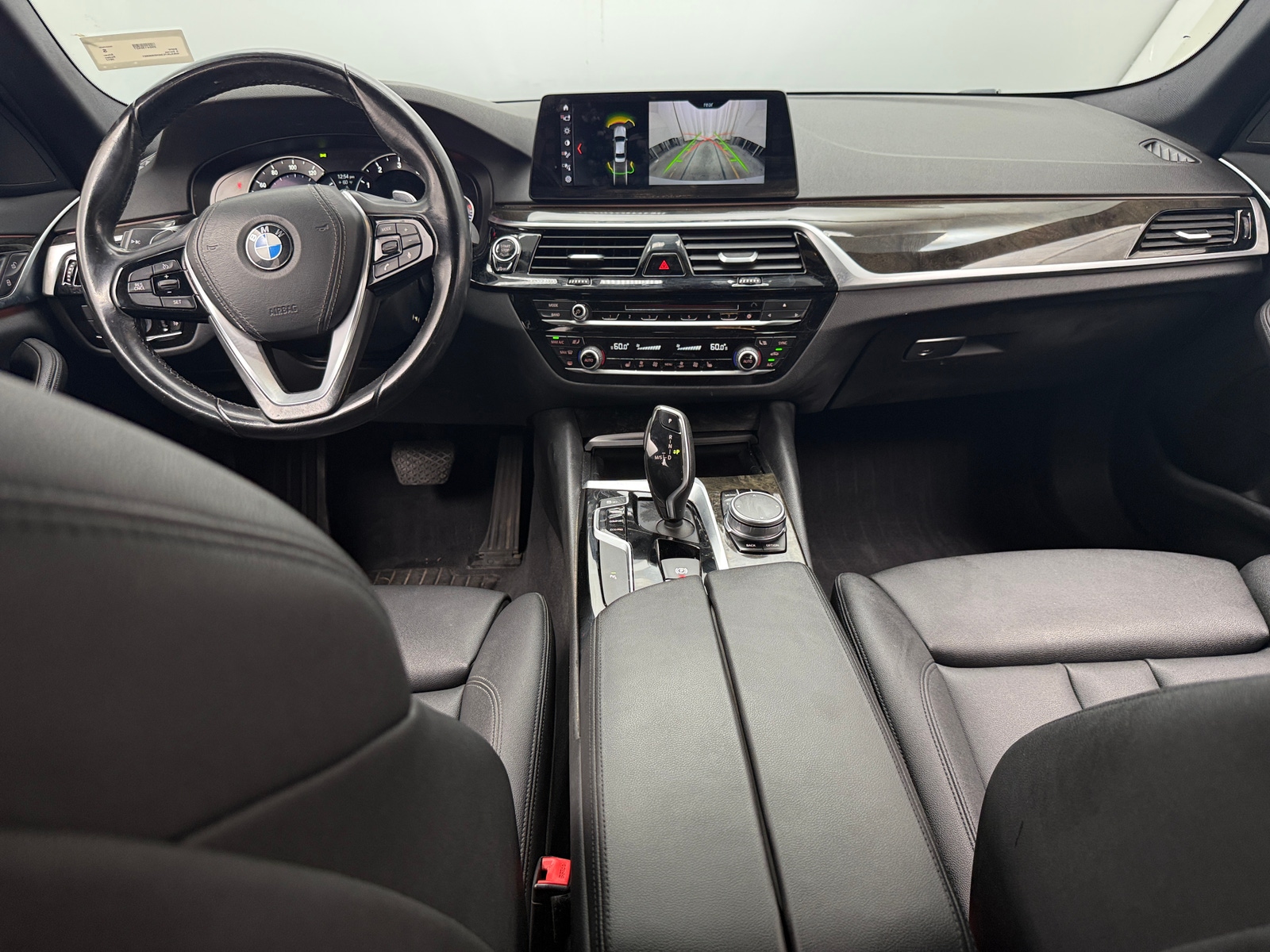Thumbnail: 2017 BMW 5 Series - 2
