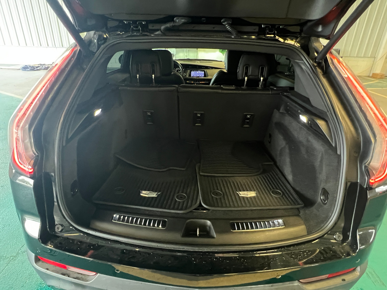 Thumbnail: 2019 Cadillac XT4 - 6