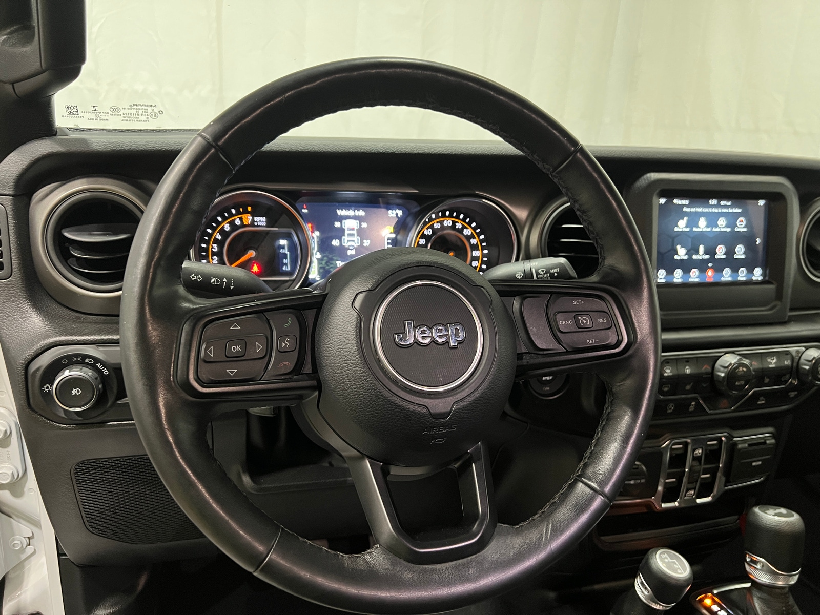 Thumbnail: 2022 Jeep Wrangler - 5