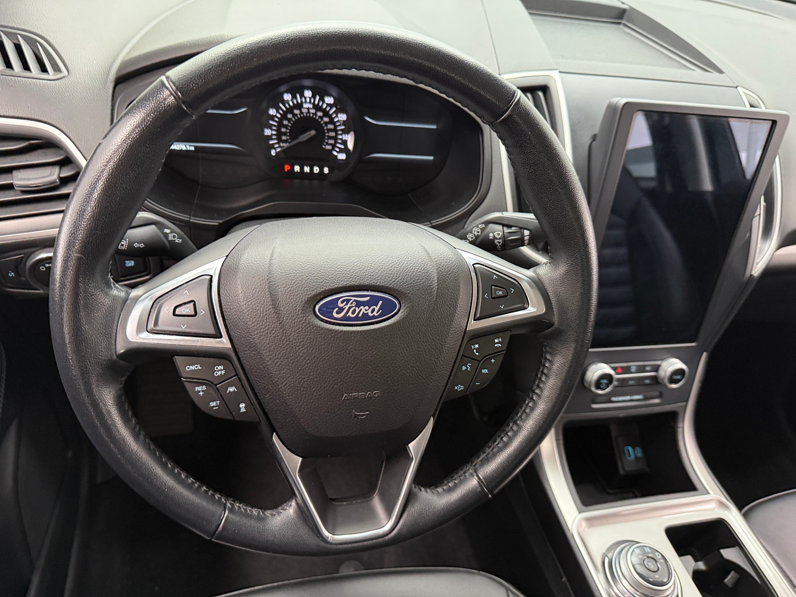 Thumbnail: 2023 Ford Edge - 4