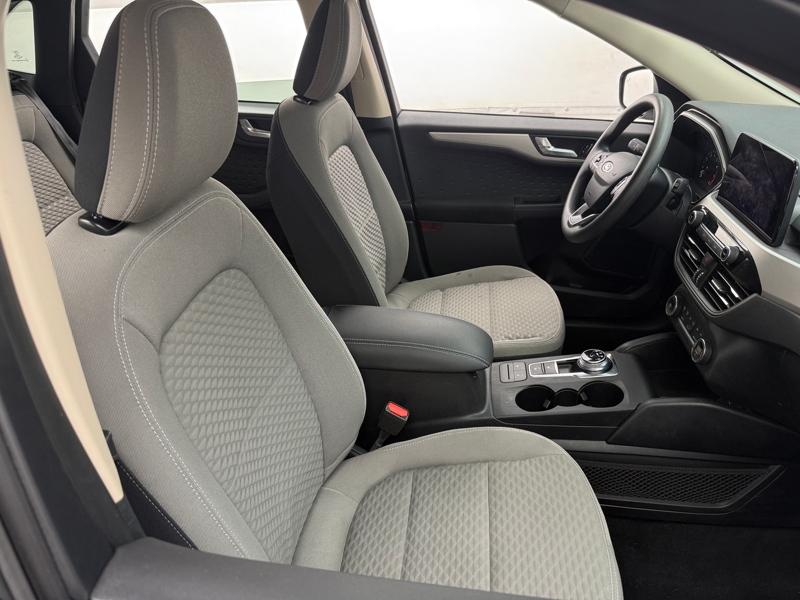 Thumbnail: 2020 Ford Escape - 2