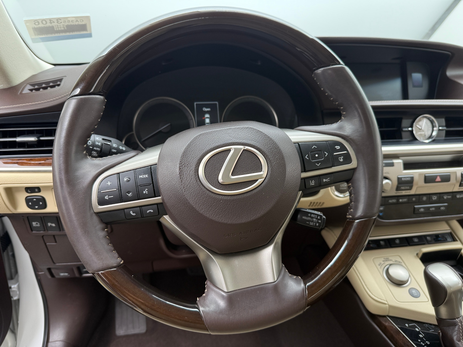 Thumbnail: 2017 Lexus ES - 4