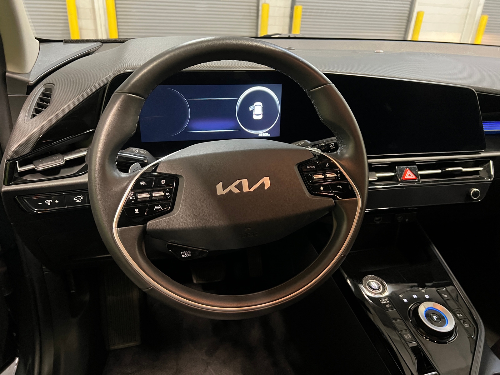 Thumbnail: 2023 Kia Niro - 5