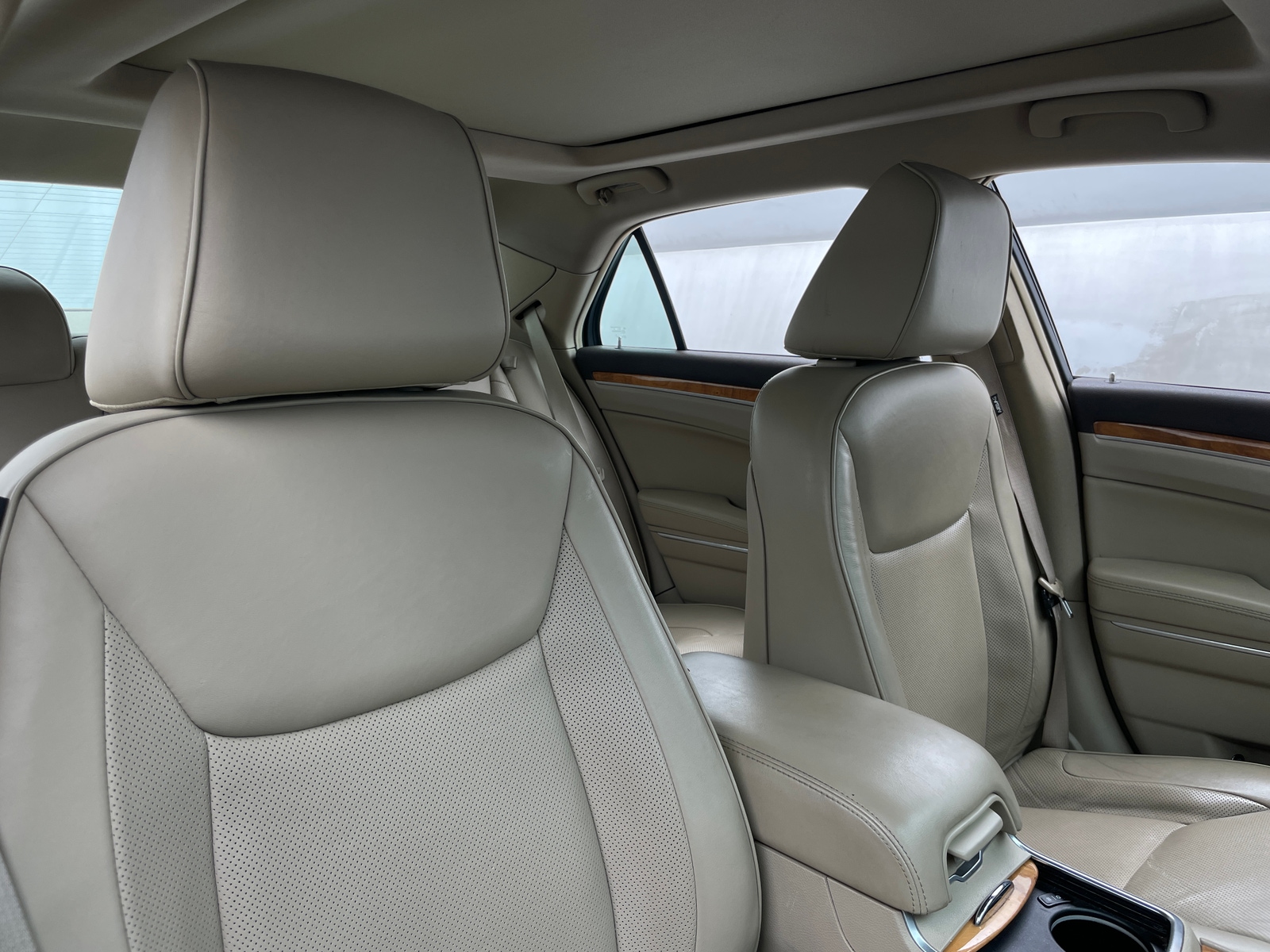 Thumbnail: 2014 Chrysler 300 - 2