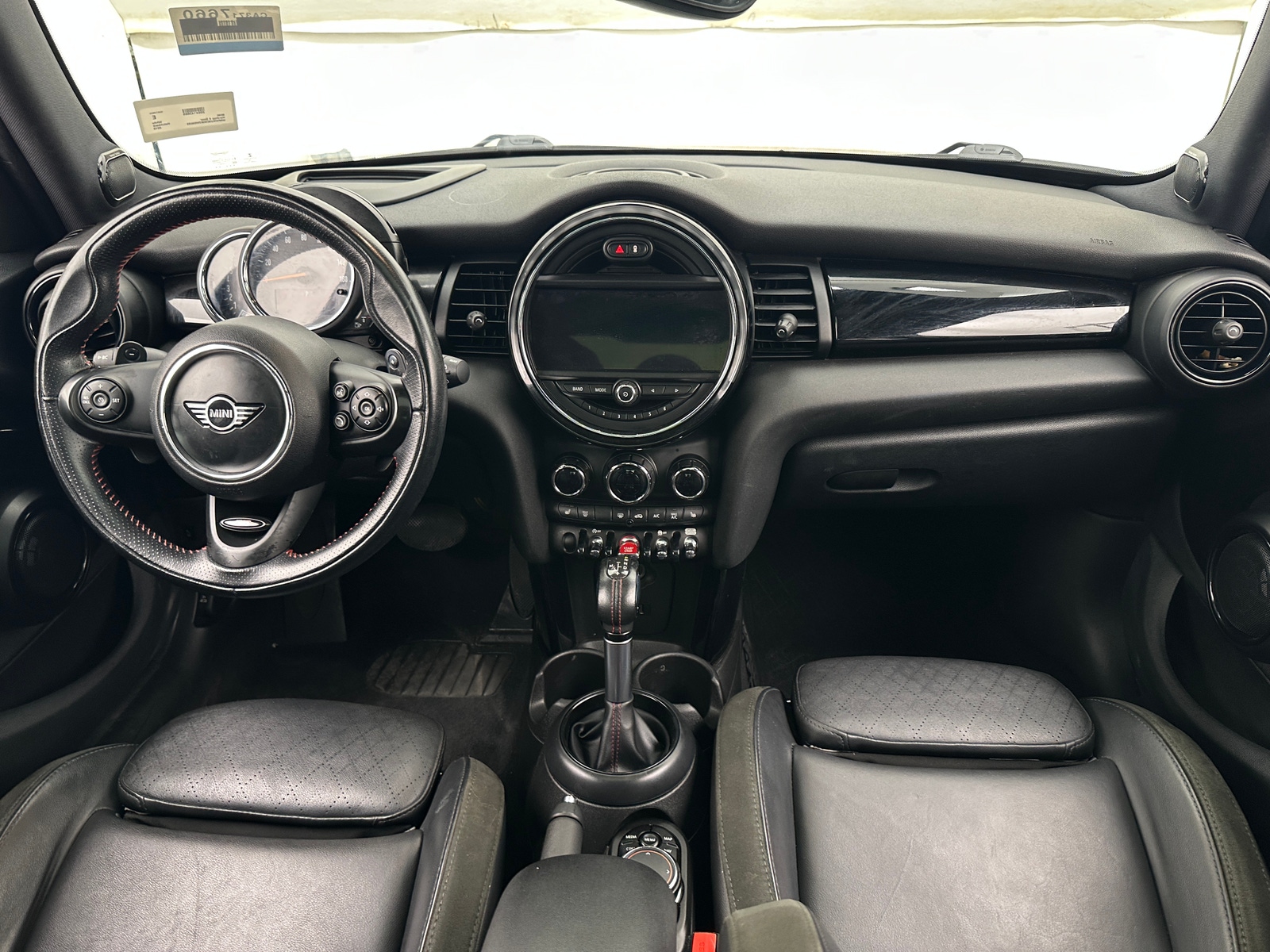 Thumbnail: 2019 MINI Cooper Hardtop - 2