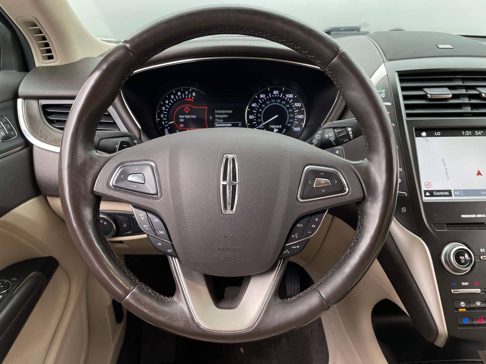 Thumbnail: 2019 Lincoln MKC - 4