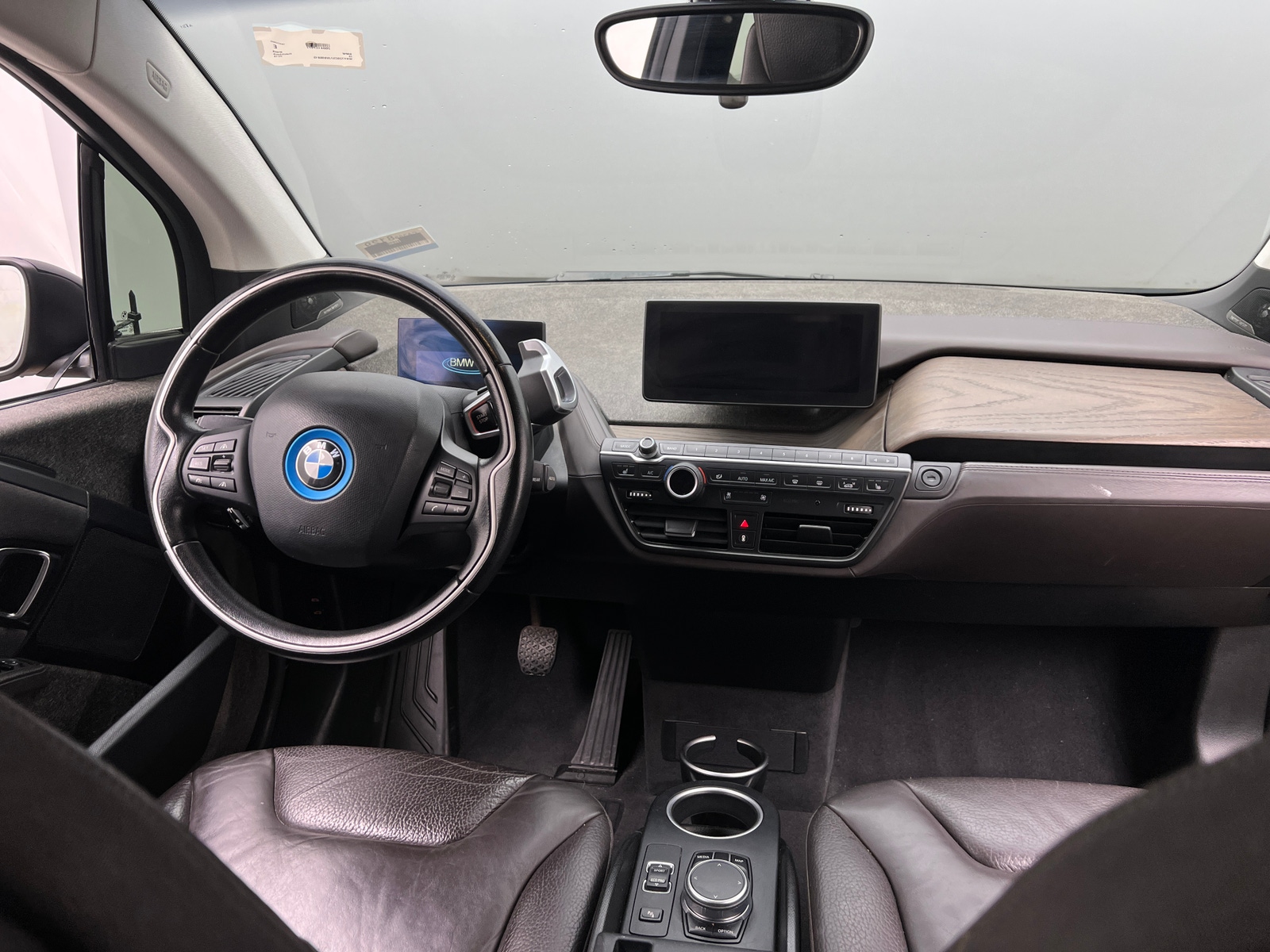 Thumbnail: 2018 BMW i3 - 2