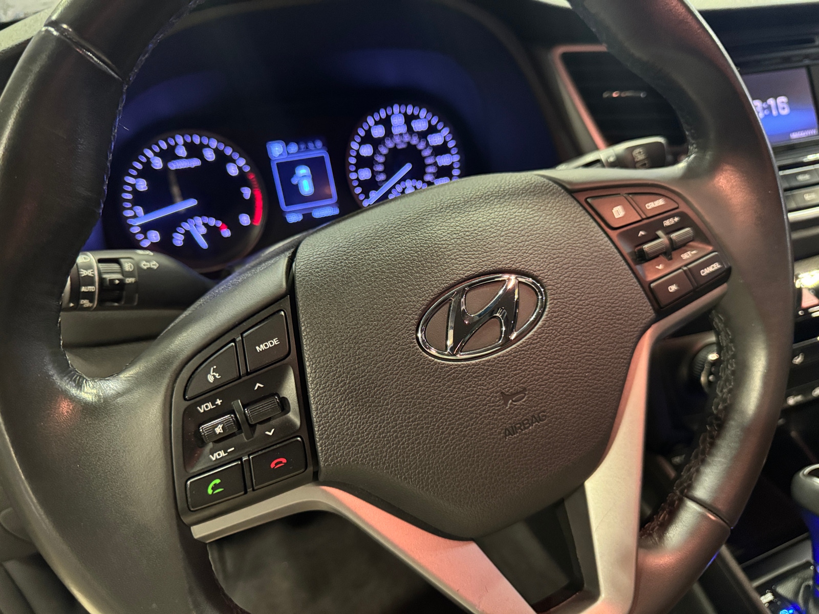 Thumbnail: 2017 Hyundai Tucson - 5