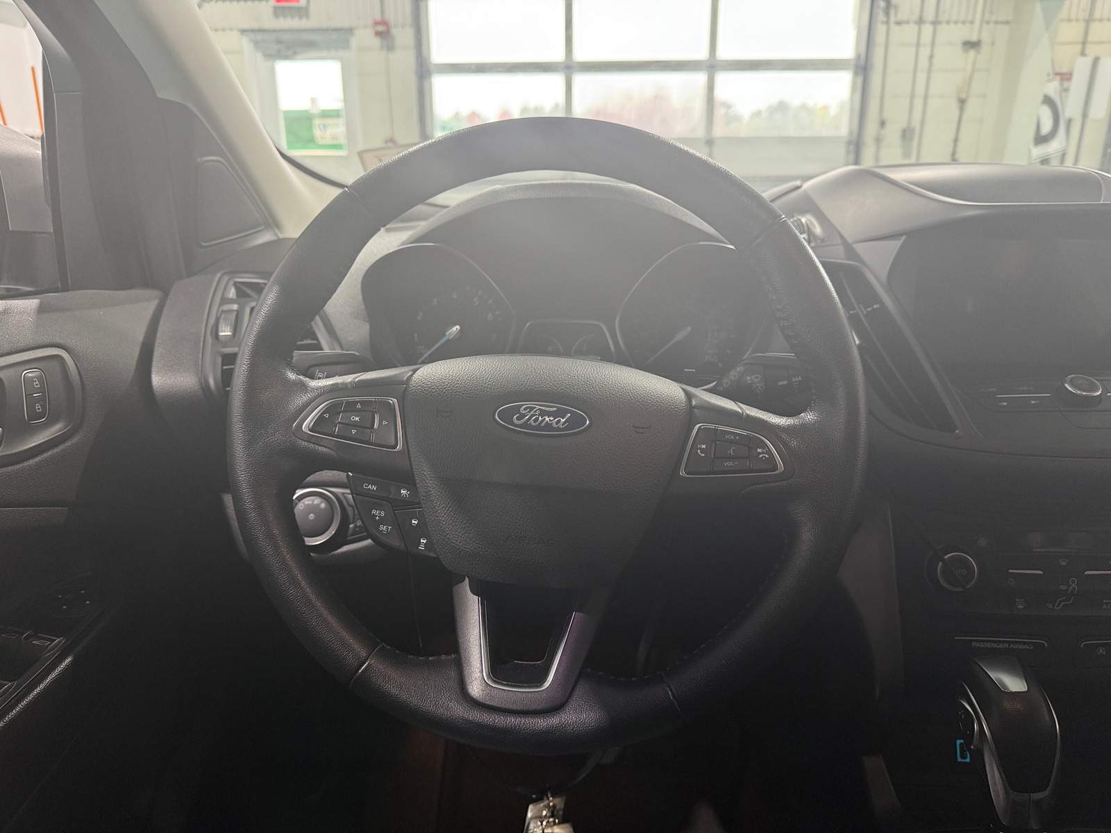 Thumbnail: 2019 Ford Escape - 4