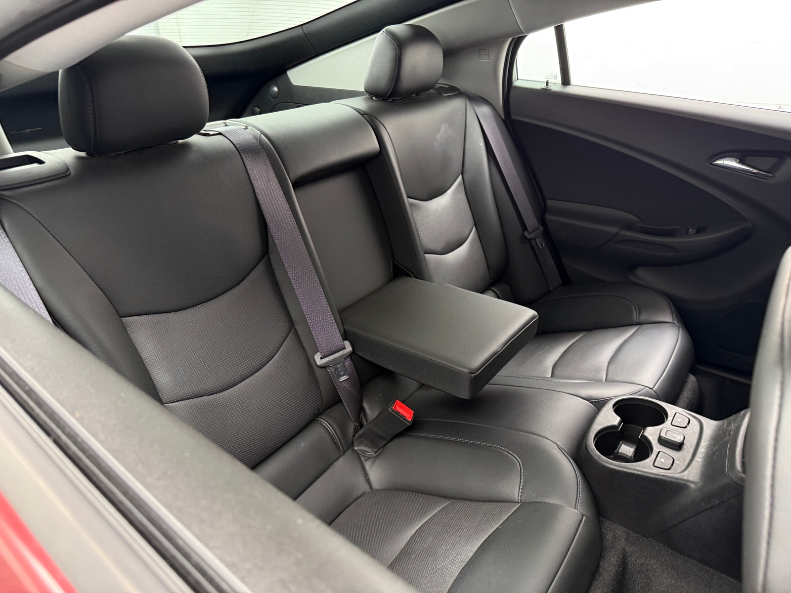 Thumbnail: 2017 Chevrolet Volt - 5