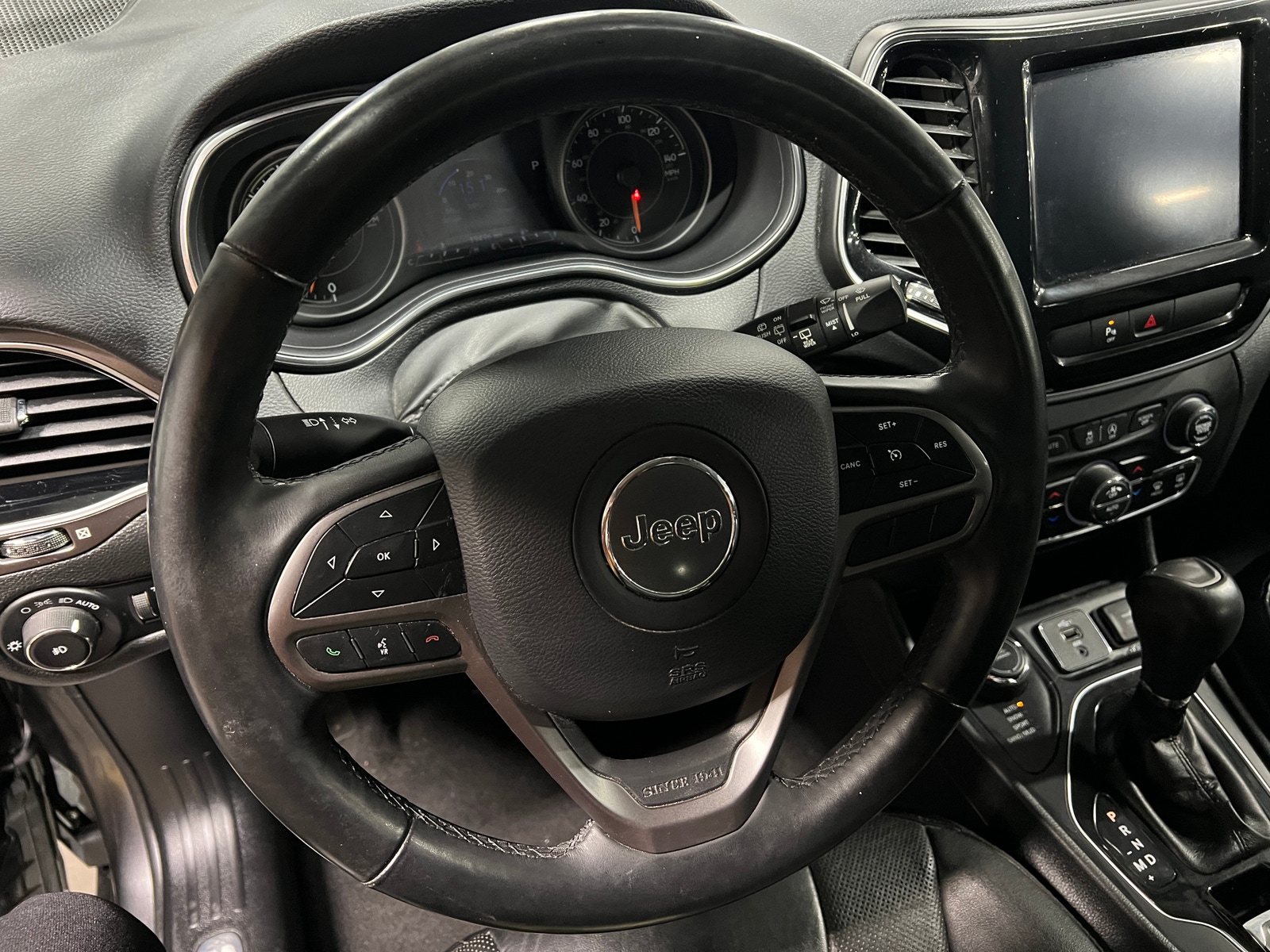 Thumbnail: 2019 Jeep Cherokee - 4