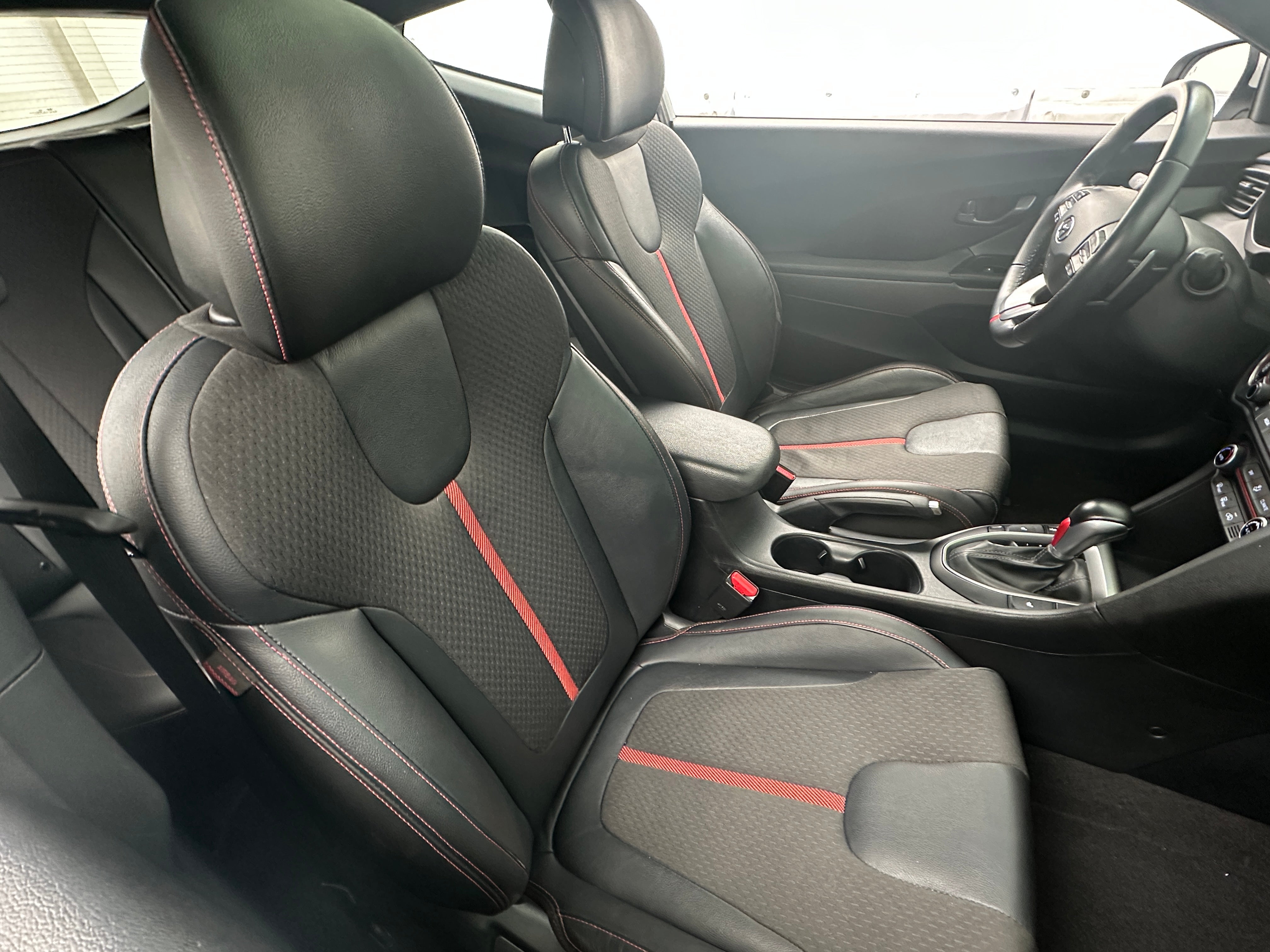 2019 Hyundai Veloster