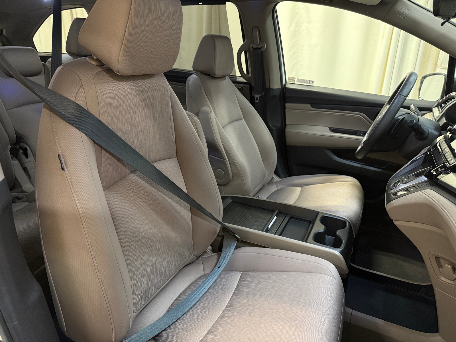 Thumbnail: 2019 Honda Odyssey - 2