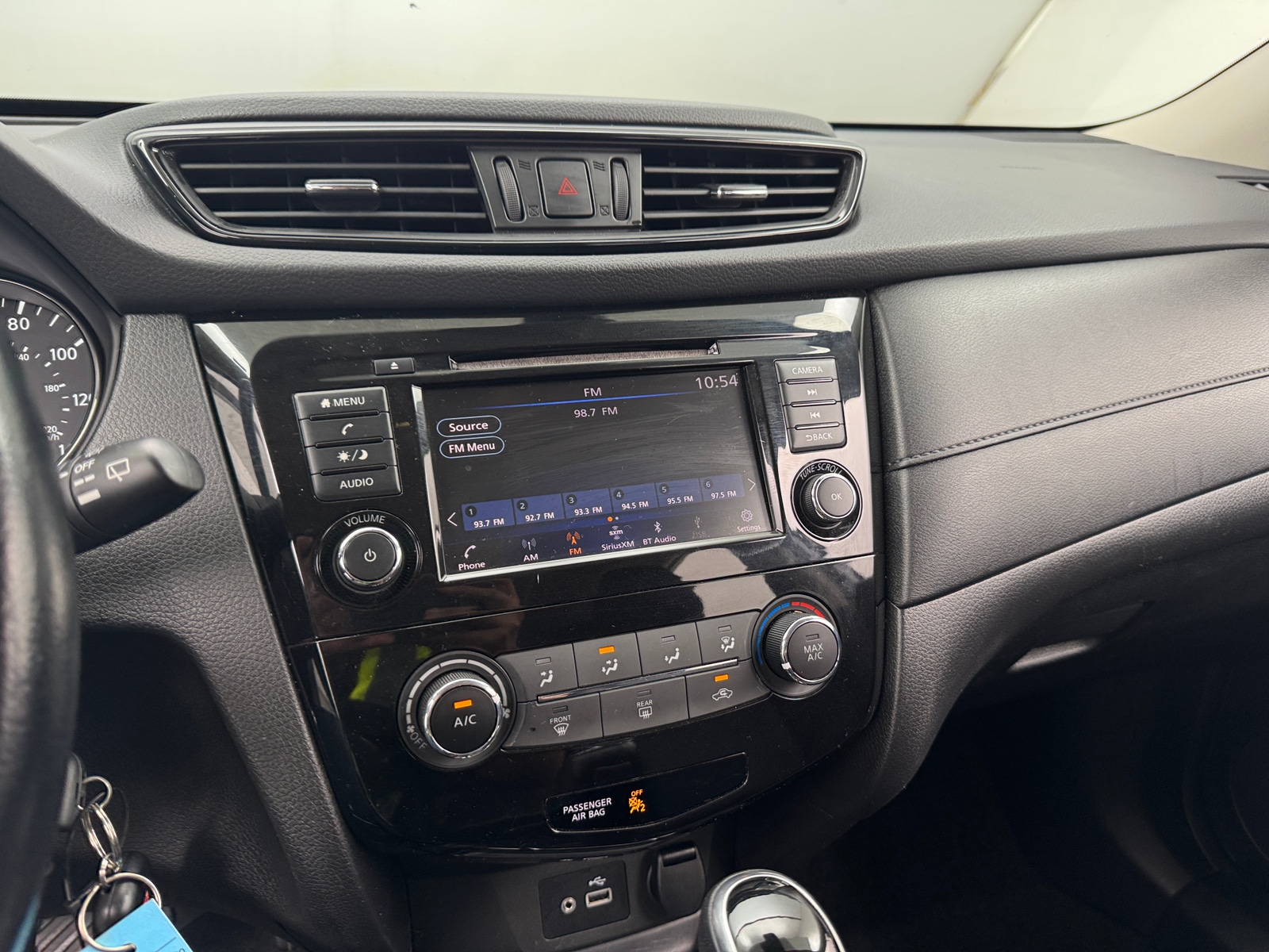 Thumbnail: 2020 Nissan Rogue - 4