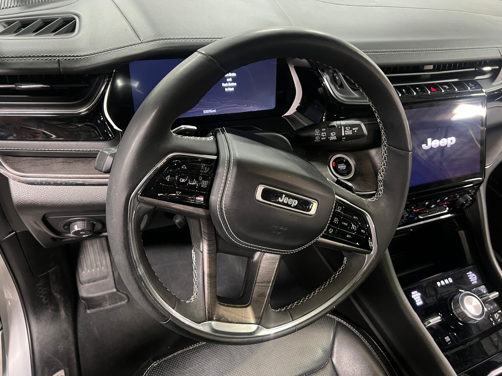 Thumbnail: 2023 Jeep Grand Cherokee L - 4