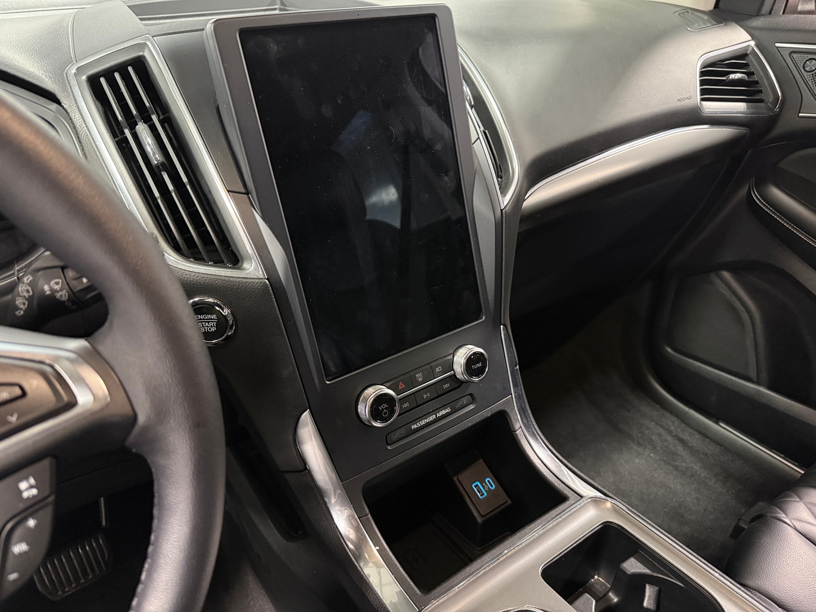 Thumbnail: 2023 Ford Edge - 3