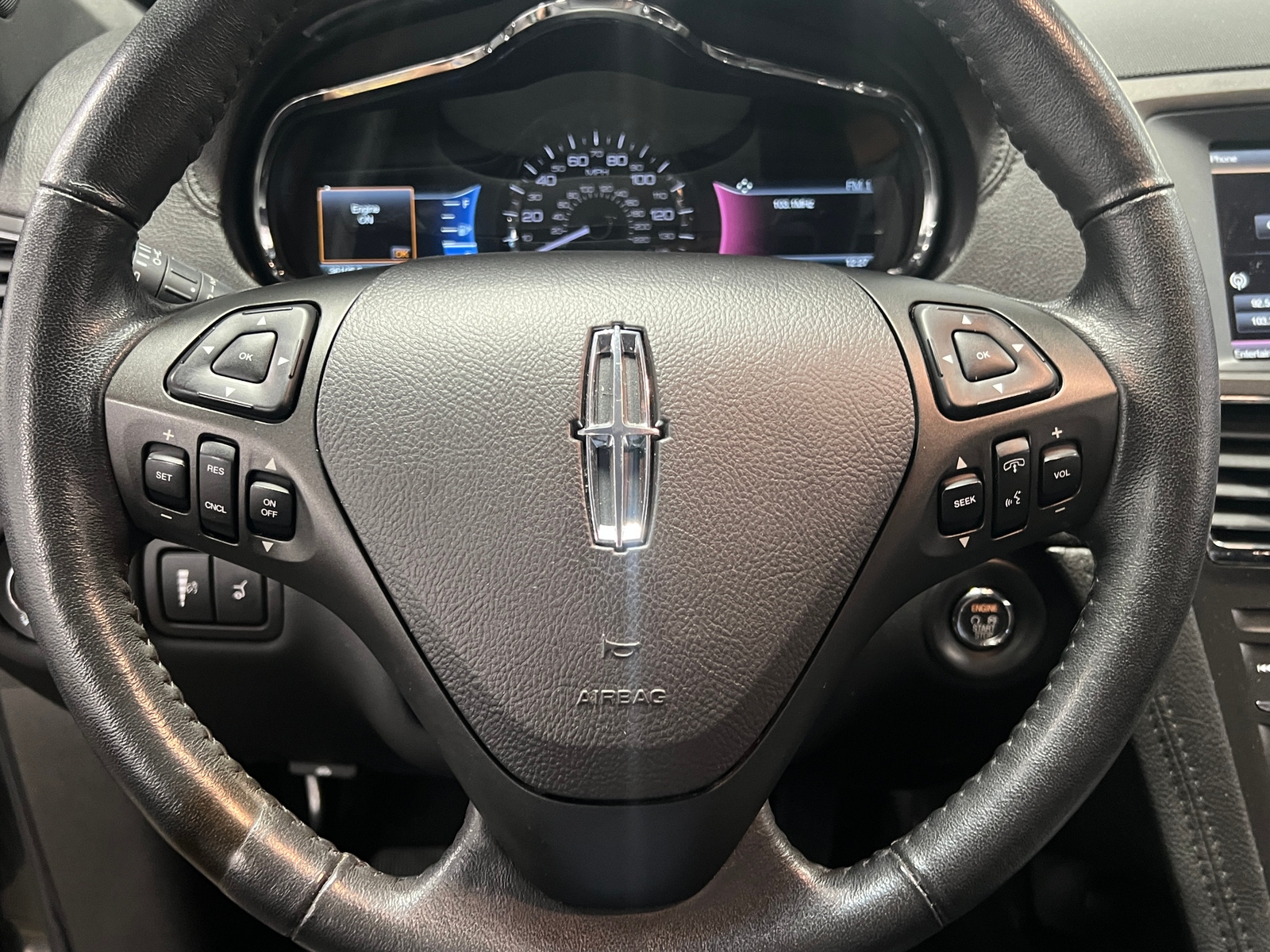 Thumbnail: 2014 Lincoln MKT - 4