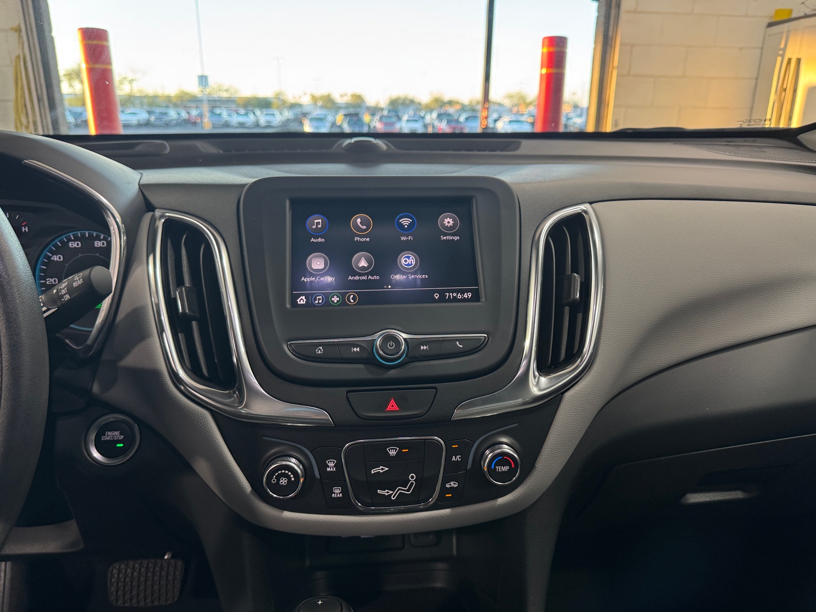 Thumbnail: 2021 Chevrolet Equinox - 4