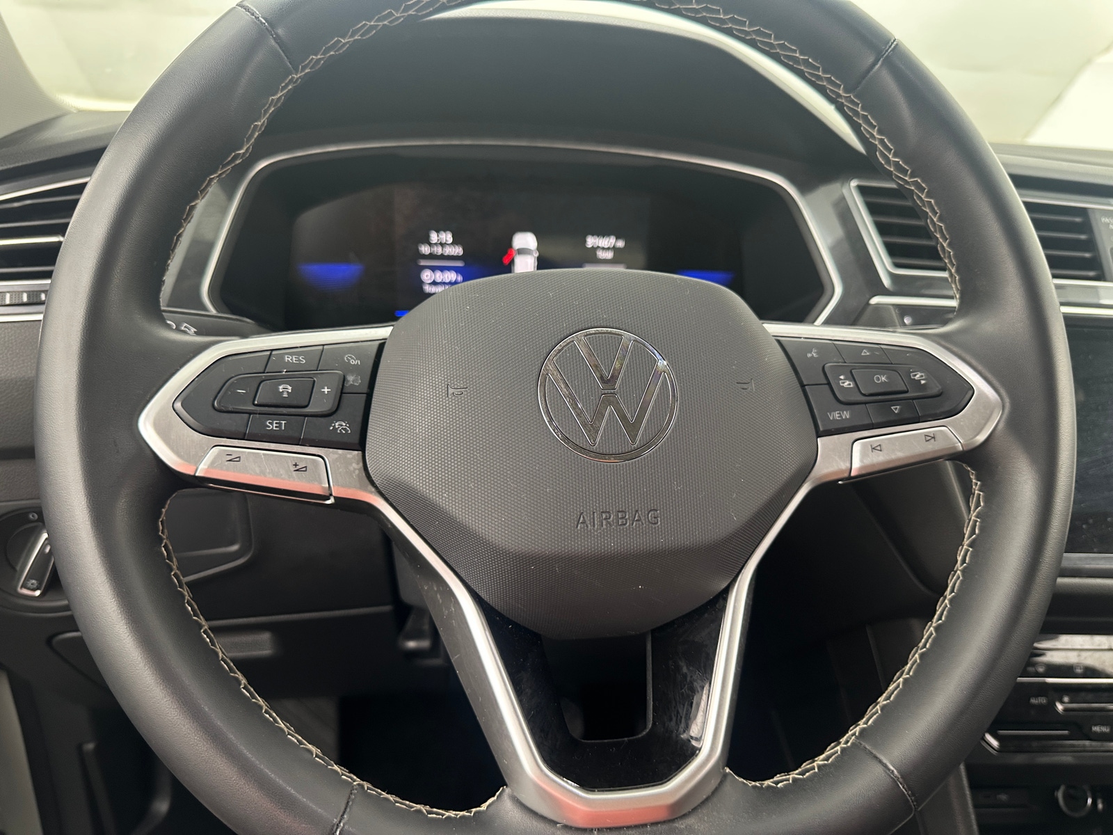 Thumbnail: 2024 Volkswagen Tiguan - 4