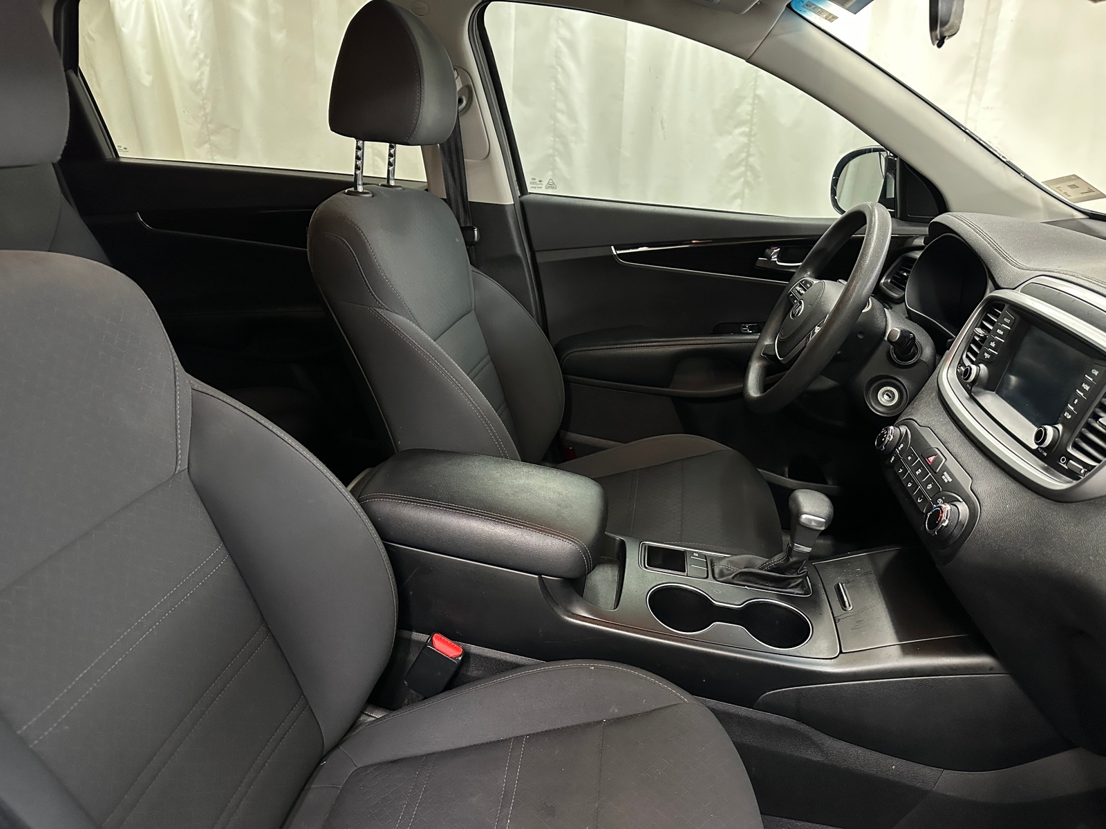 Thumbnail: 2019 Kia Sorento - 2