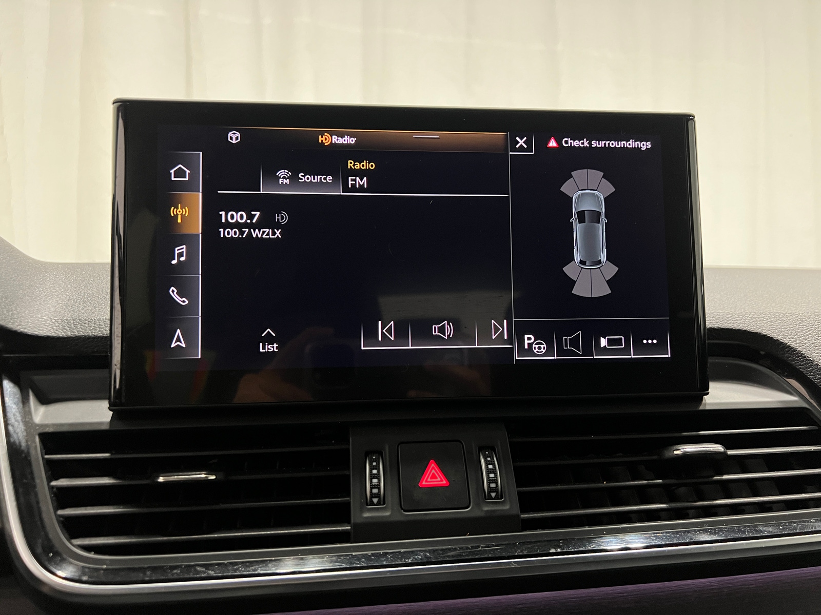 Thumbnail: 2021 Audi Q5 - 3