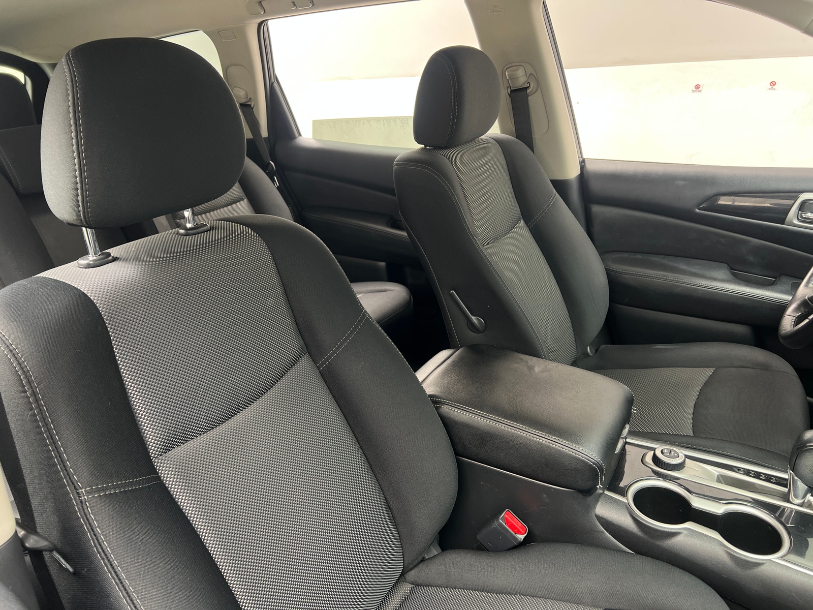 Thumbnail: 2019 Nissan Pathfinder - 2