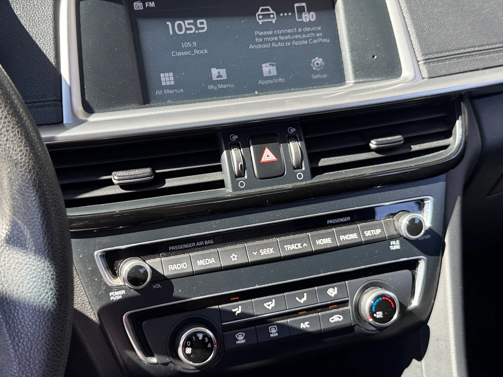 Thumbnail: 2019 Kia Optima - 4