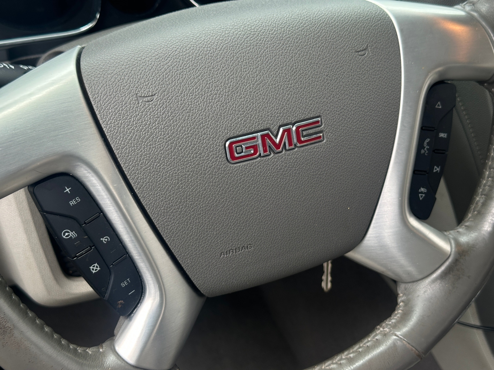 Thumbnail: 2017 GMC Acadia - 4