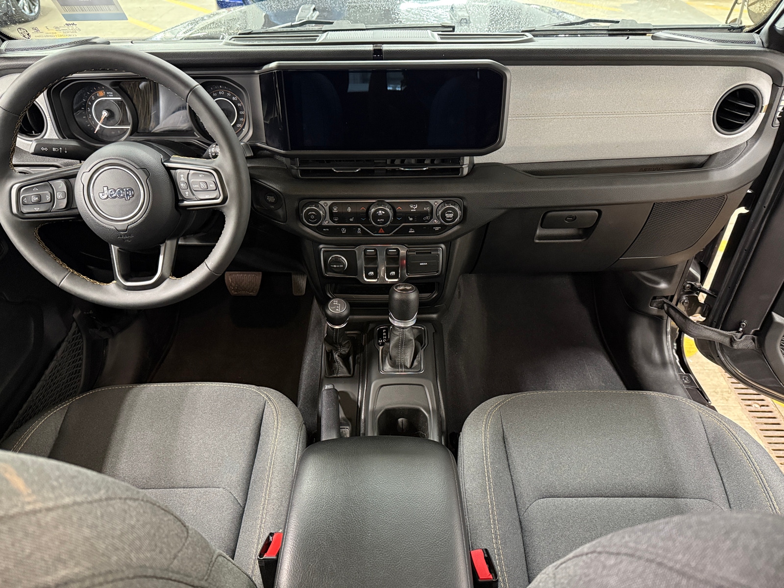 Thumbnail: 2024 Jeep Wrangler - 3