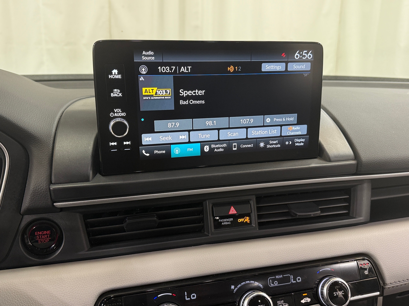 Thumbnail: 2023 Honda Pilot - 3