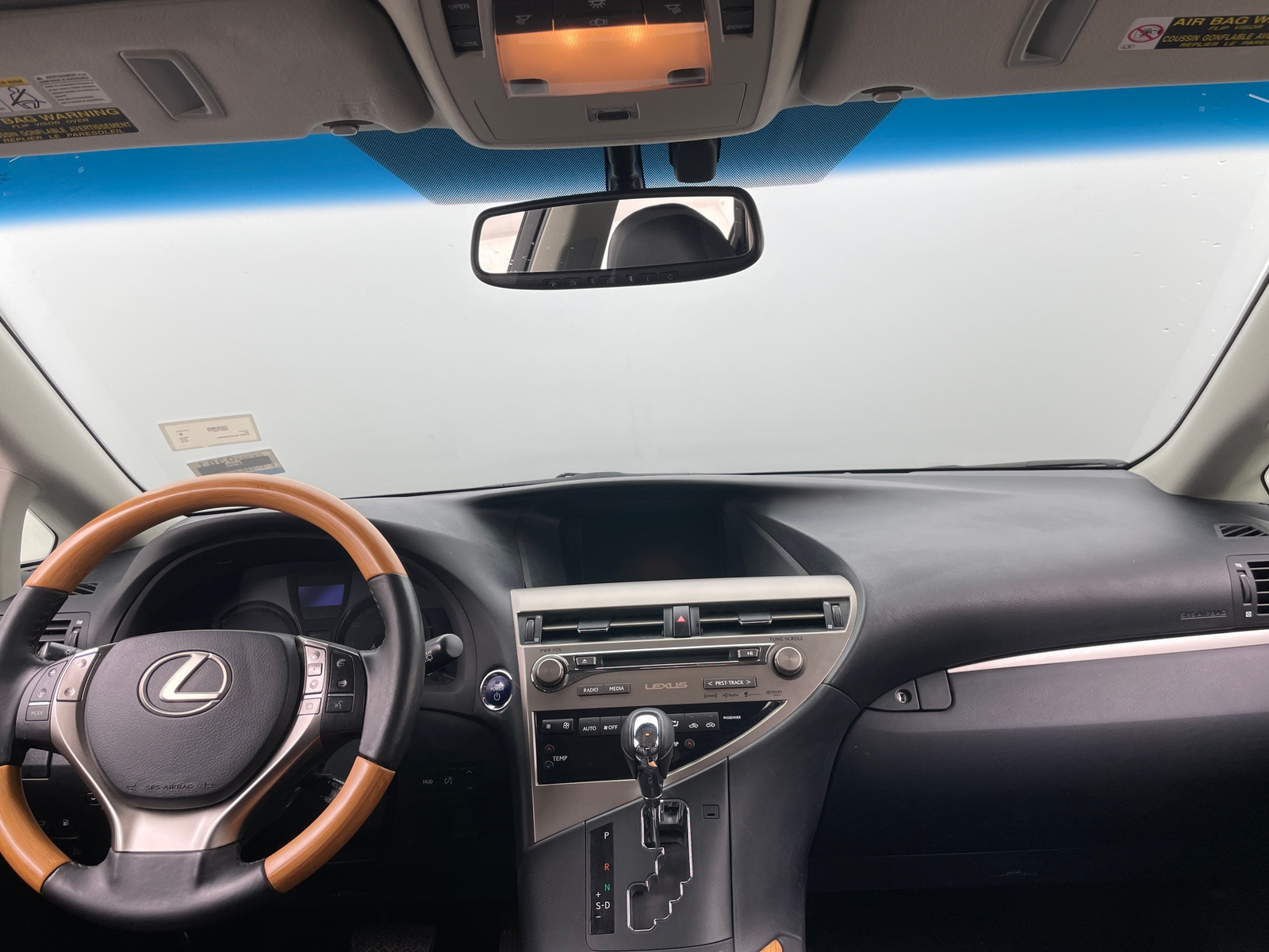 Thumbnail: 2015 Lexus RX - 3