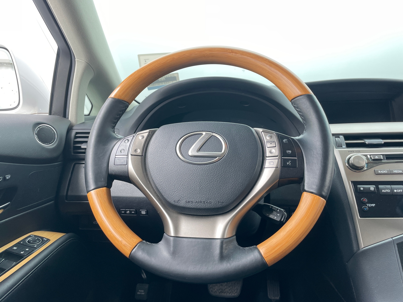 Thumbnail: 2015 Lexus RX - 5
