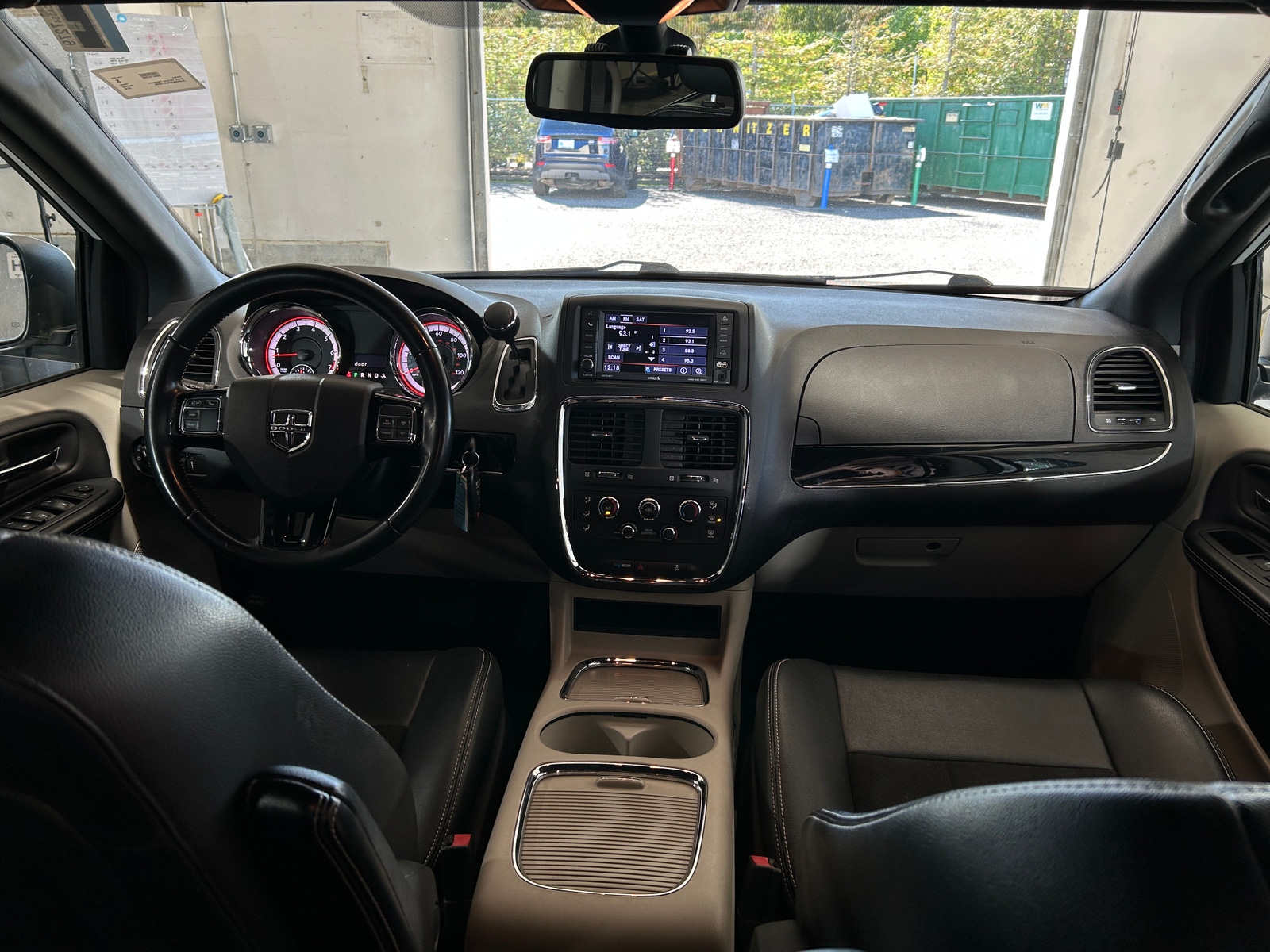 Thumbnail: 2019 Dodge Grand Caravan - 2