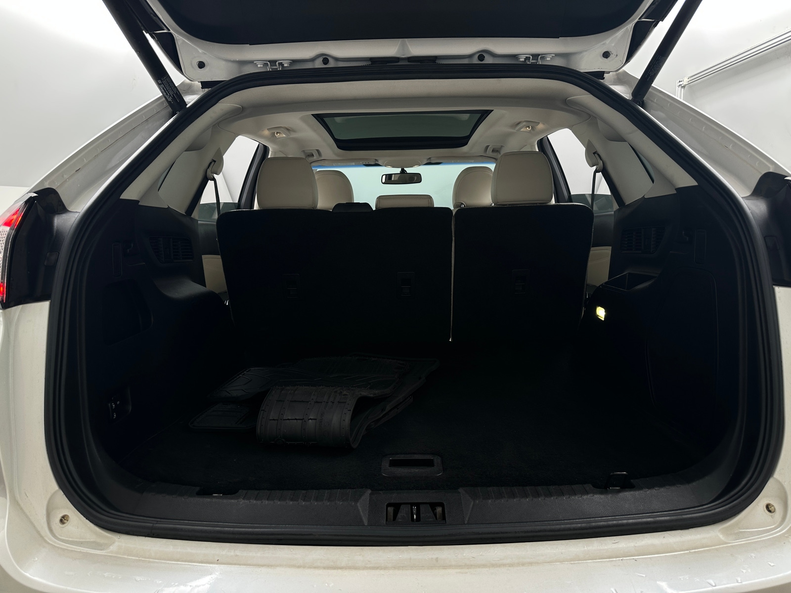 Thumbnail: 2015 Ford Edge - 6