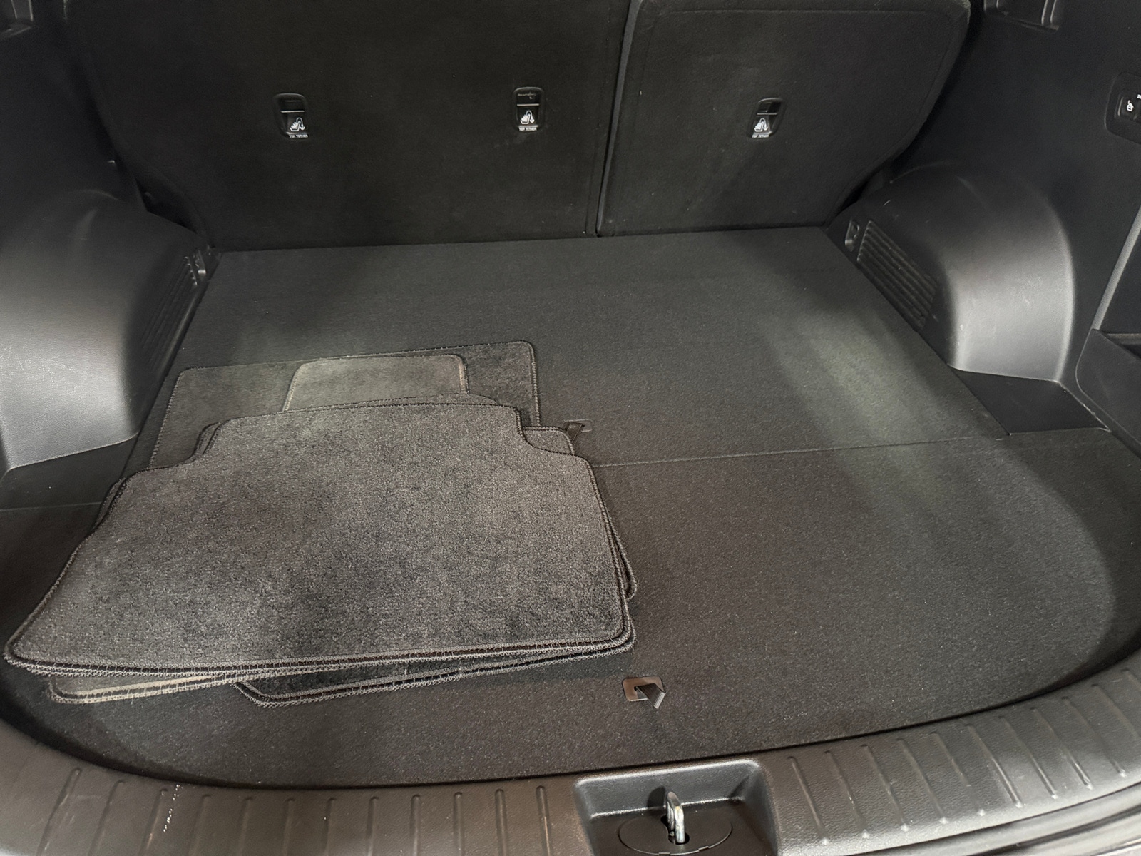 Thumbnail: 2021 Hyundai Santa Fe - 7