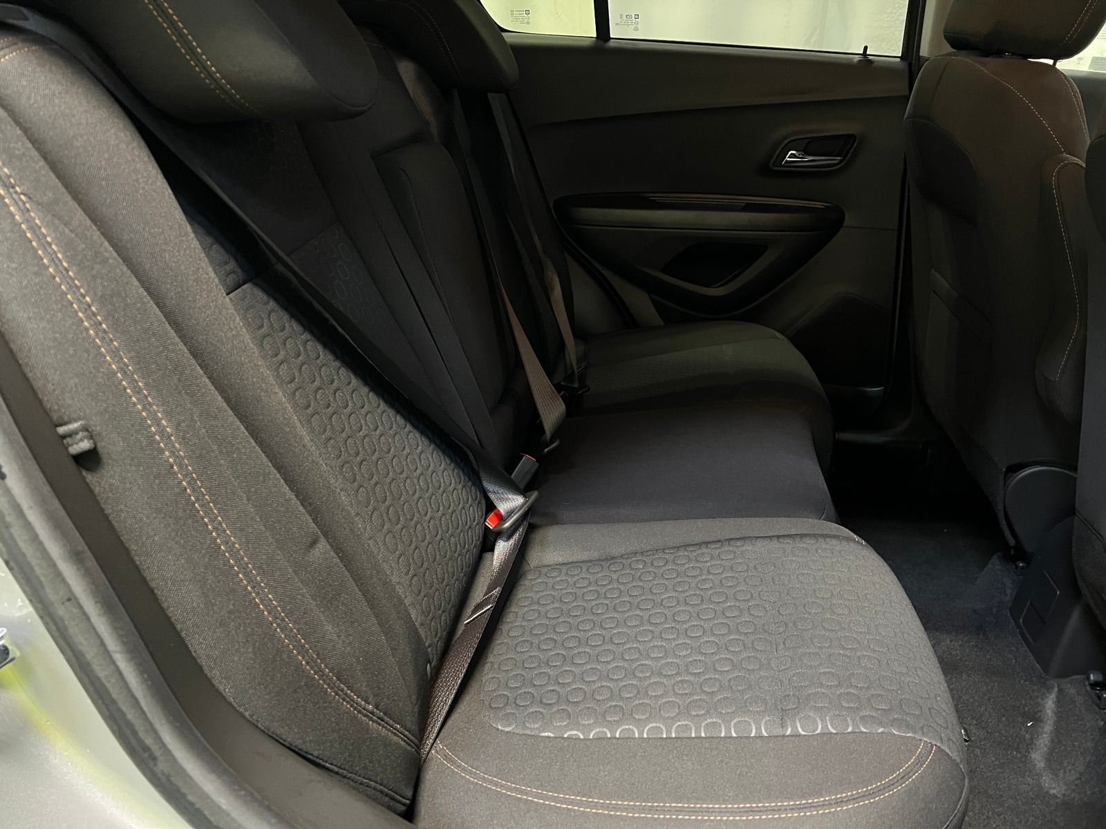 Thumbnail: 2022 Chevrolet Trax - 6