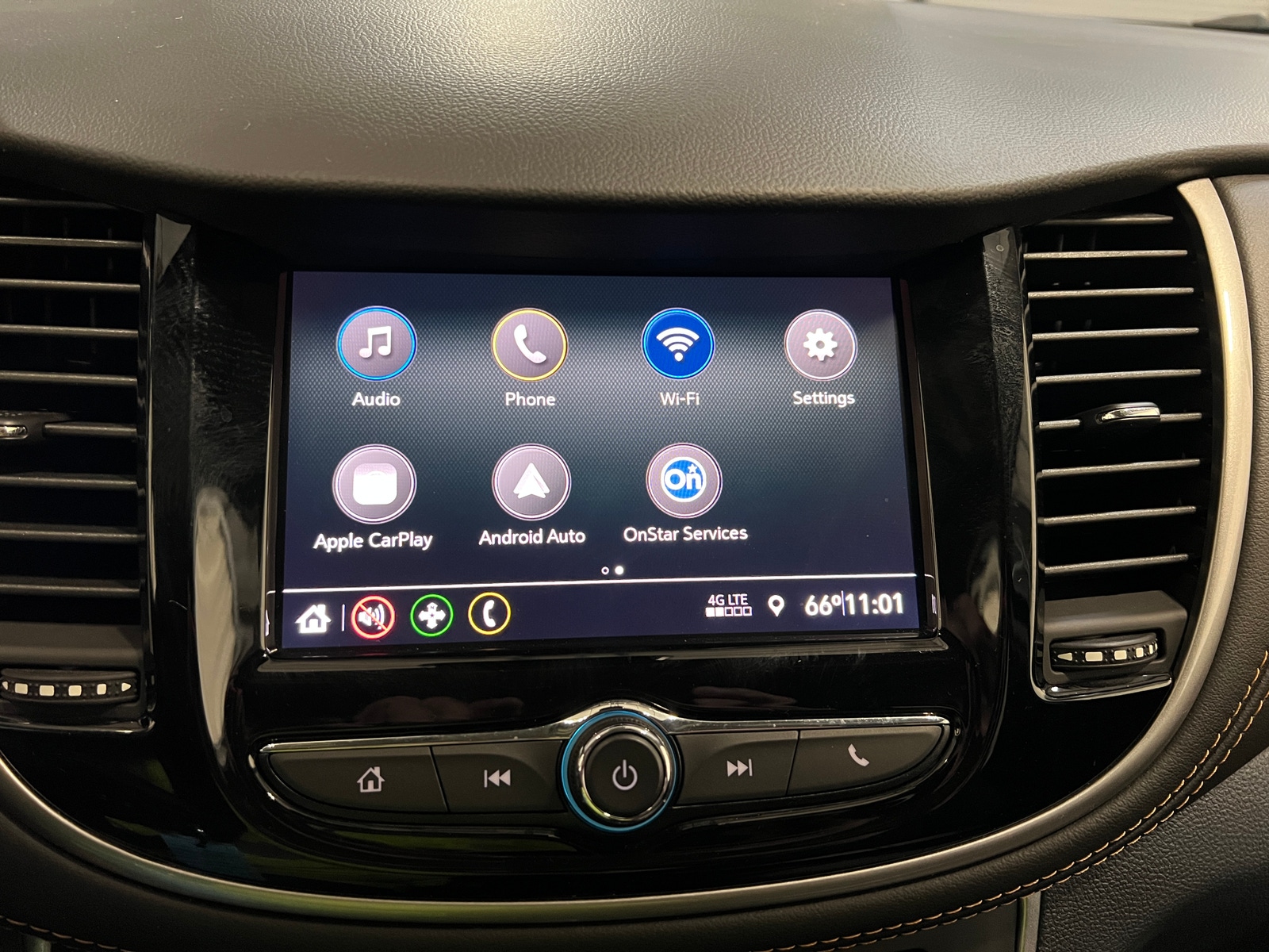 Thumbnail: 2022 Chevrolet Trax - 4