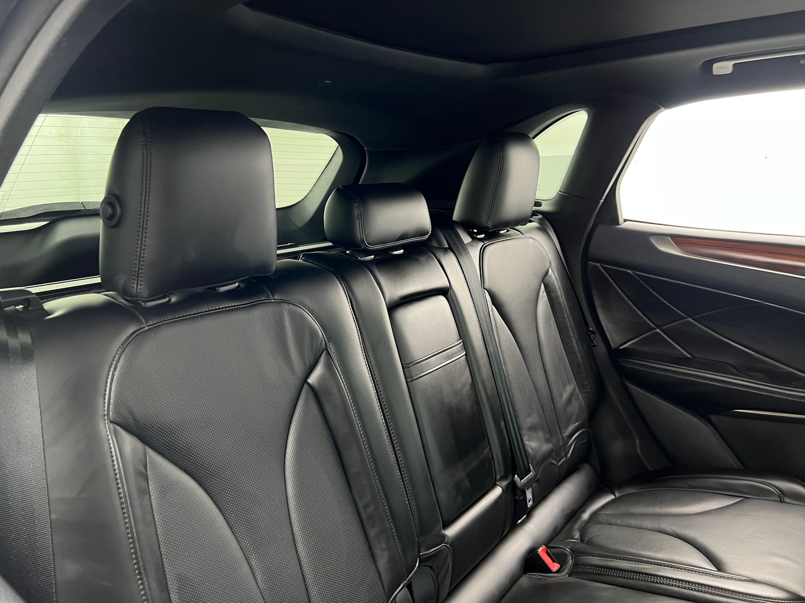 Thumbnail: 2017 Lincoln MKC - 5