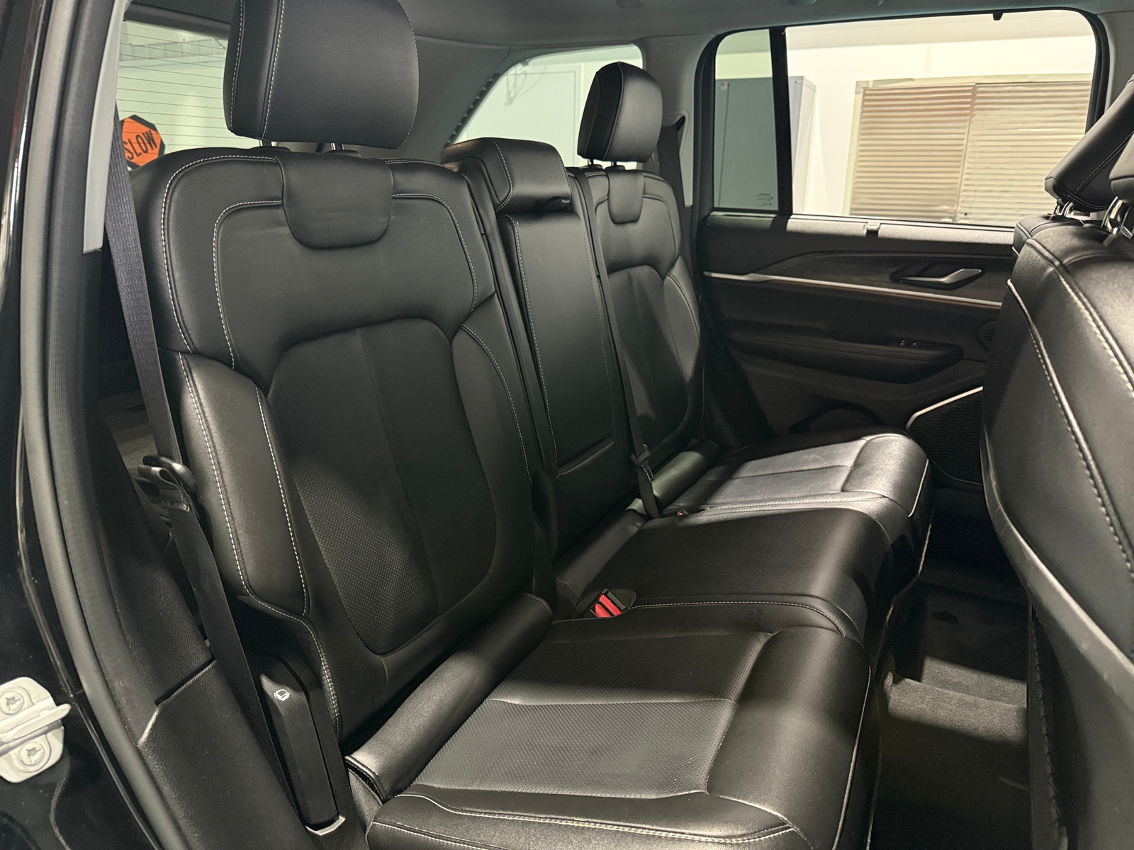 Thumbnail: 2022 Jeep Grand Cherokee - 5